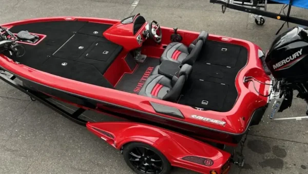 サウザー450の購入①（購入するバスボートを決める）